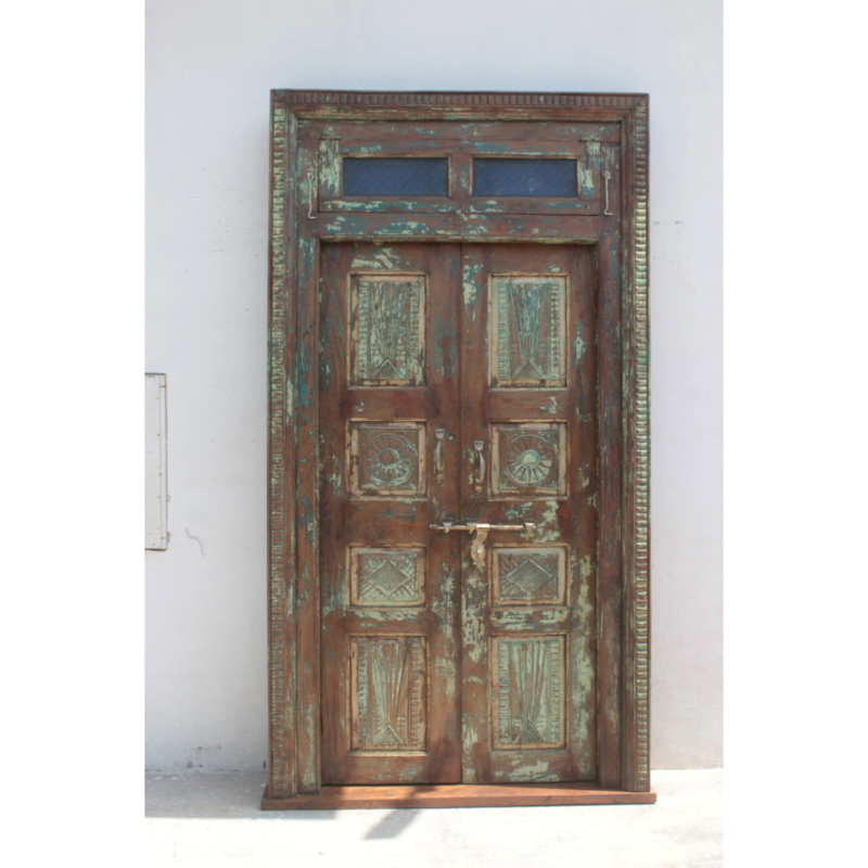 Traditional Carving Door With Frame