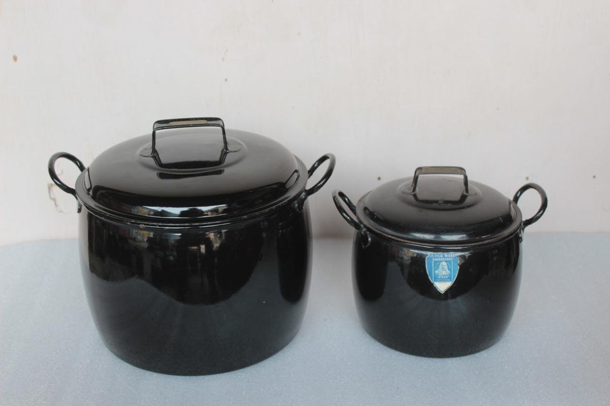 BH-61-1.jpg 2 Pc Black Cooking Pot Enamel Ware Kitchenware Home Decor Collectible - Image 1
