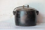 Old Vintage 2 and Half Gallons Cast Iron Pot Antique Decor Collectible Made in England - Image 2
