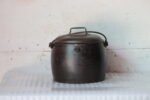 Old Vintage 5Quarts Cast Iron Pot Antique Home Decor Collectible Made in England - Image 2
