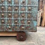 Heritage Trunk Adorn With Metal, and Wood Carving - Image 11