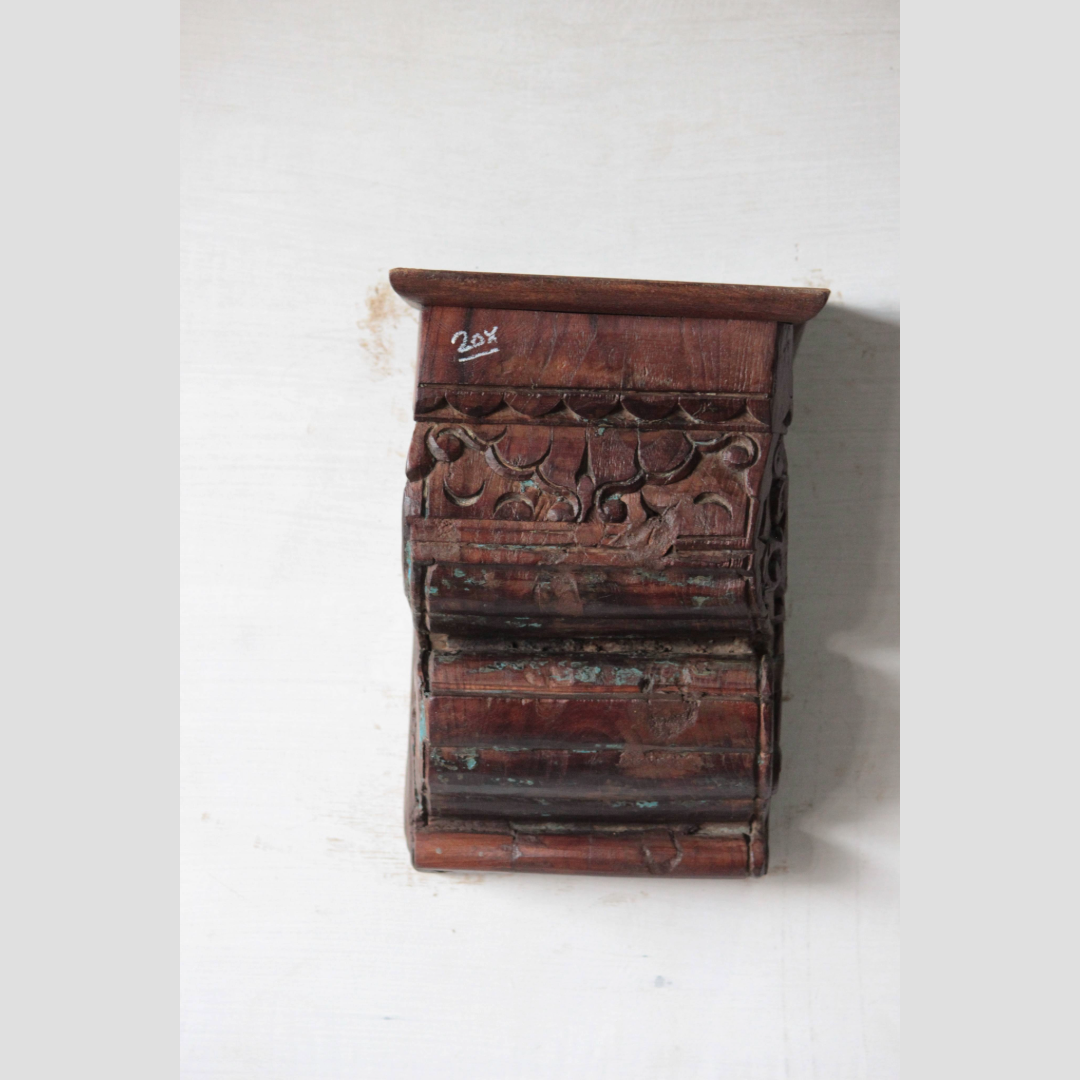 Untitled-2025-01-14T175004.728.png Handcrafted Vintage Wooden Wall Hanging Shelf - Image 1