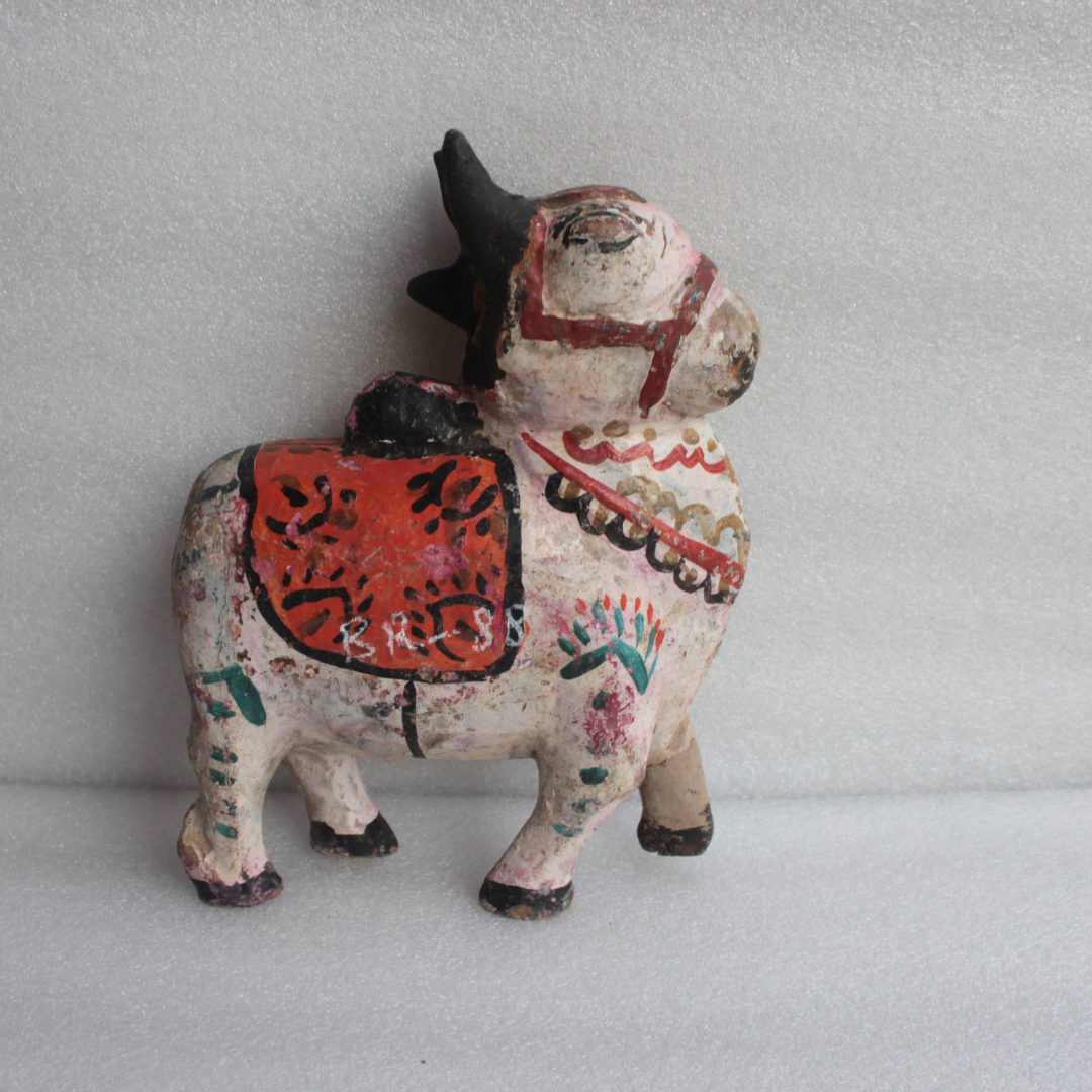 Untitled-2025-04-18T165246.123.png Antique Wooden Nandi Figurine - Image 1