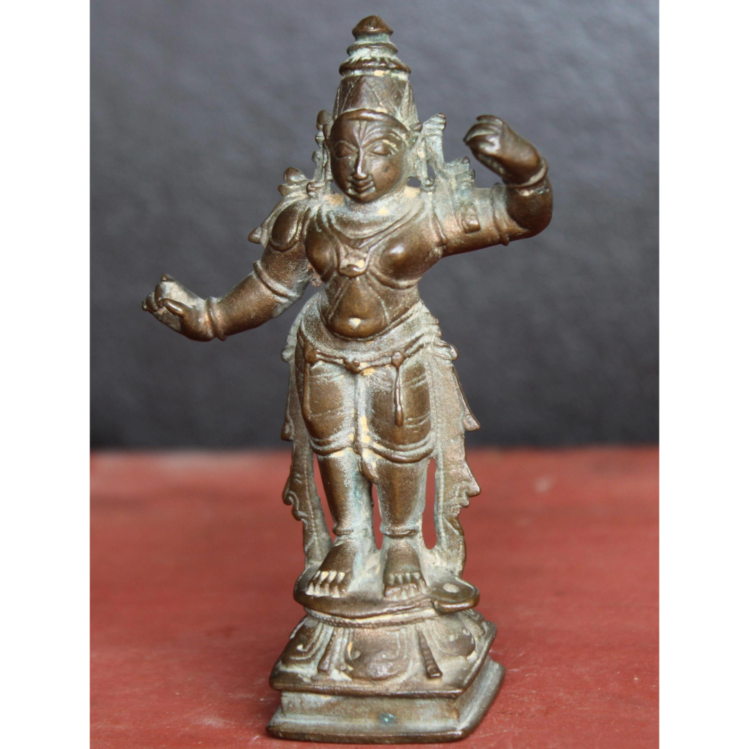 Untitled-30.png VINTAGE BRASS STATUE OF LORD KRISHNA ANTIQUE HINDUISM COLLECTIBLE - Image 1