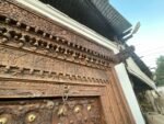 8.5 feet large Antique Shekhawati Door, Heritage Doors - Image 6