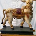 2.6 Feet Large Wooden Nandi Sculpture – Hand-Carved Divine Vahana - Image 4