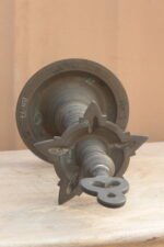 Exquisite 17-Inch Antique Kerala Brass Lamp Nilavilakku – Heavy Gauge (5.75 kg) - Image 4