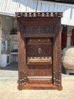 7 Feet Majestic Antique South Indian Door – Timeless Heritage & Exquisite Craftsmanship - Image 12