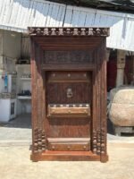 7 Feet Majestic Antique South Indian Door – Timeless Heritage & Exquisite Craftsmanship - Image 13